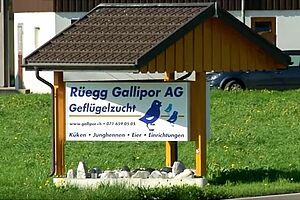 Panneau avec l'inscription Rüegg Gallipor