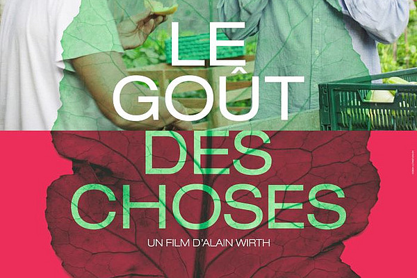affiche de film, on voit deux agriculteurs en train de goûter des légumes en discutant 