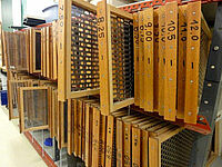 Toutes sortes de grilles à semences.